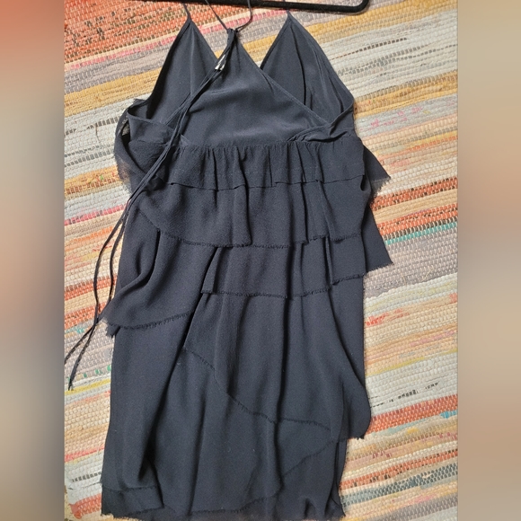 Aritzia silk dress. Size 4 - Picture 4 of 5
